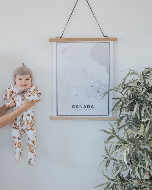 Modern map poster of Canada