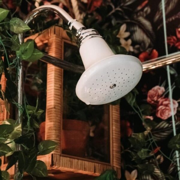 How To Create Your Very Own Bathroom Sanctuary - Mapiful