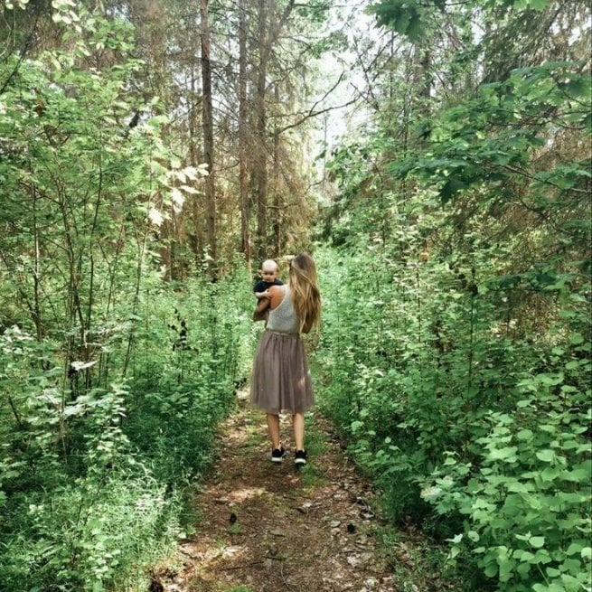 Påskallavik Staycation tree forest people